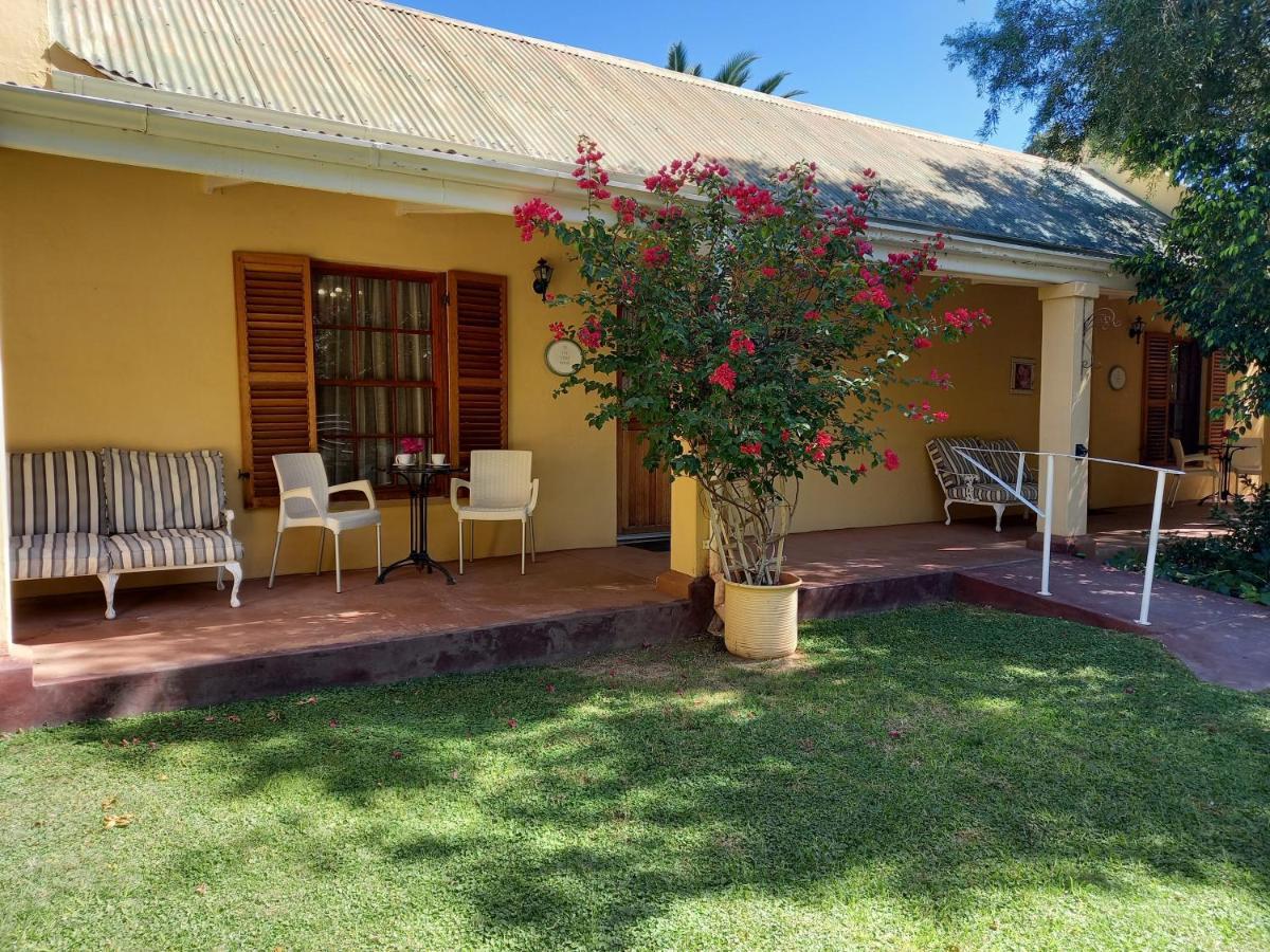 Avondrust Guest House Graaff-Reinet المظهر الخارجي الصورة